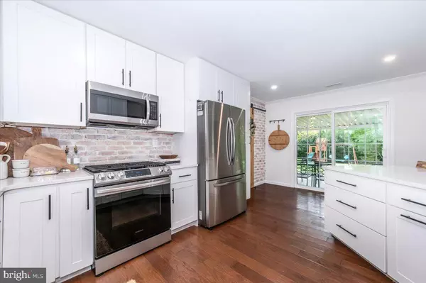 Bowie, MD 20716,2219 HINDLE LN