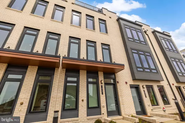 2608 OLMSTED CT NW, Washington, DC 20001