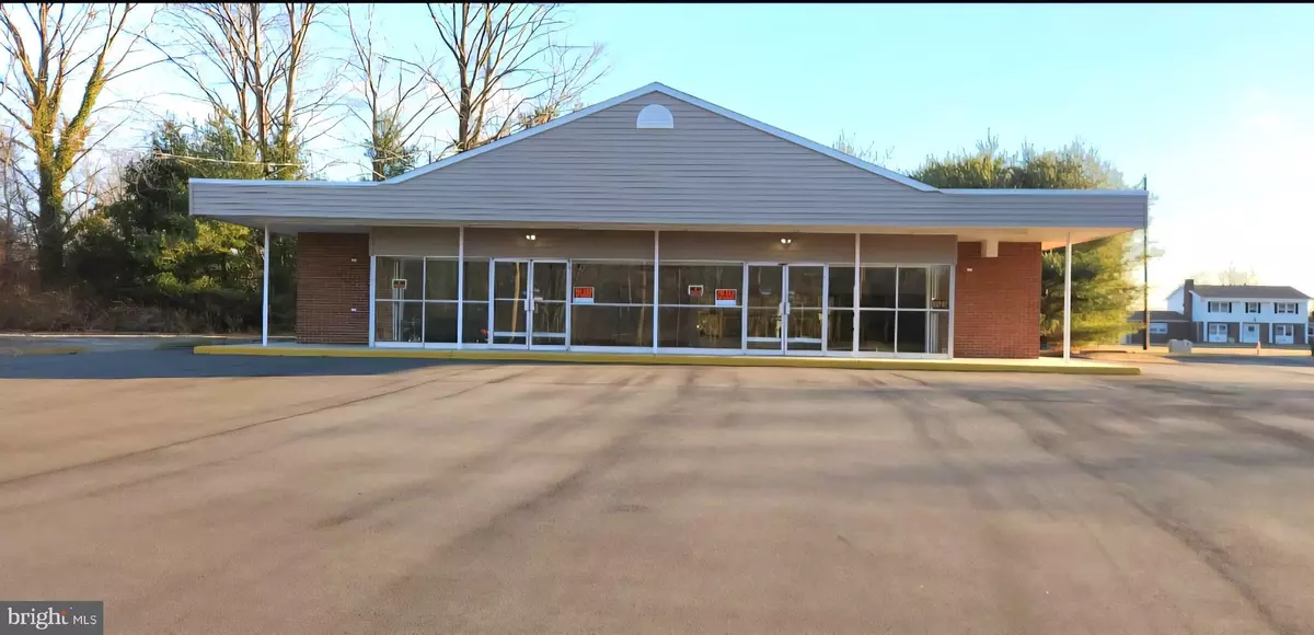 Pemberton, NJ 08068,266 POINTVILLE RD