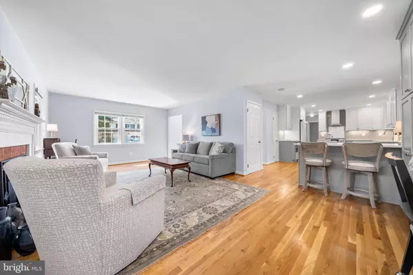 Alexandria, VA 22315,5621 CORNISH WAY