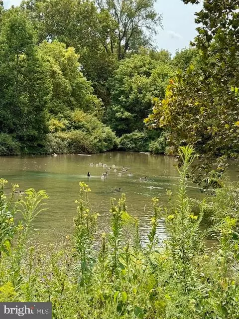 Hagerstown, MD 21740,11010 LAKESIDE DR #265