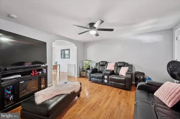 Philadelphia, PA 19124,2076 FRALEY ST