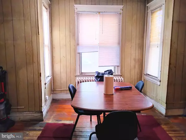 Washington, DC 20001,158 W ST NW