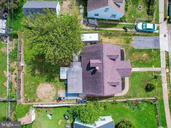 Dundalk, MD 21222,8222 CORNWALL RD