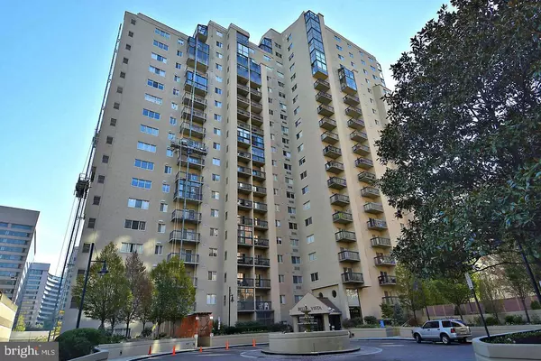1211 S EADS ST S #1905, Arlington, VA 22202