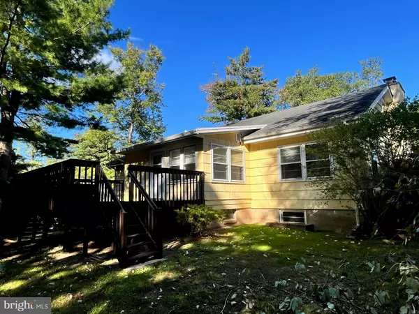 Pennington, NJ 08534,430 SKED ST