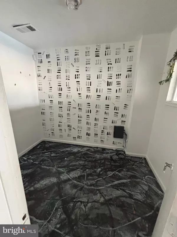 Mt Laurel, NJ 08054,1155 RT-73 #4