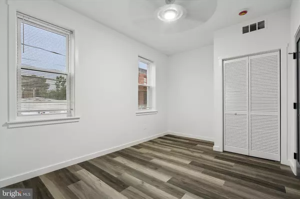 Philadelphia, PA 19140,104 W ONTARIO ST #2