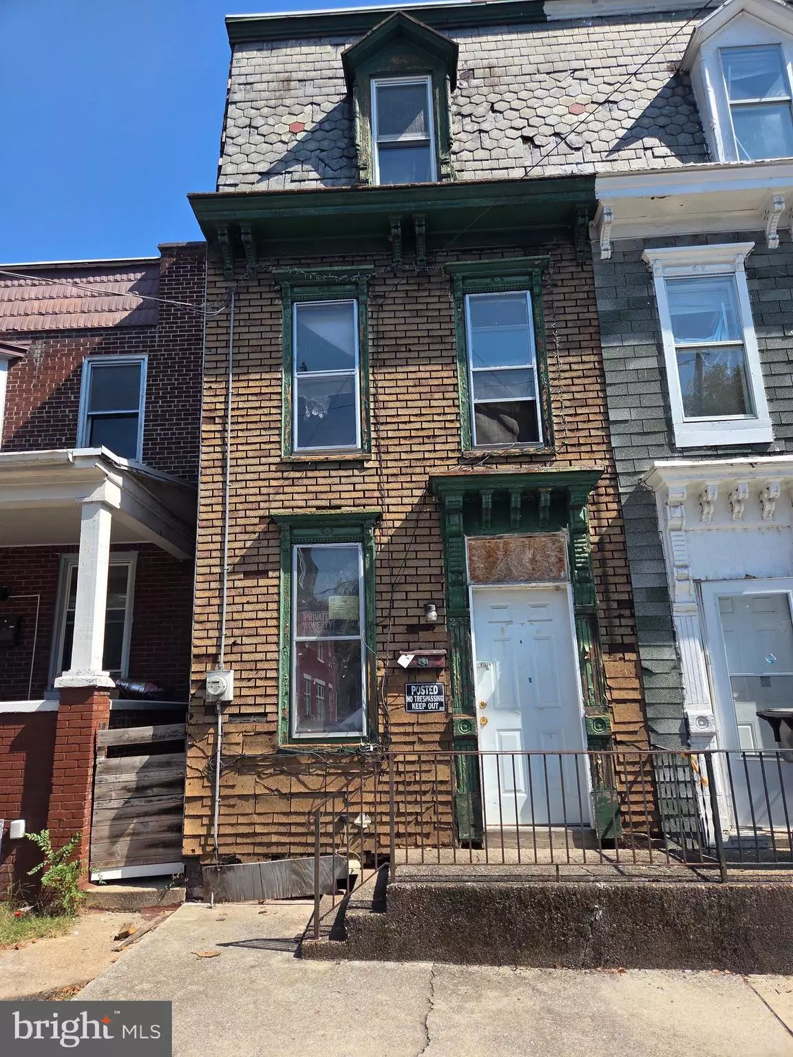 Harrisburg, PA 17104,255 CRESCENT ST