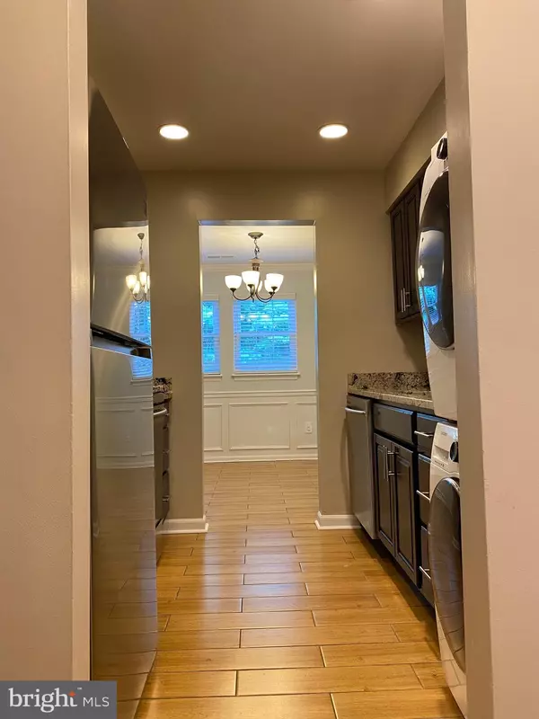 Ellicott City, MD 21043,8332 MONTGOMERY RUN #F