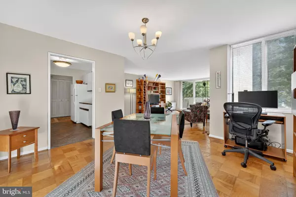 Washington, DC 20008,2939 VAN NESS ST NW #701