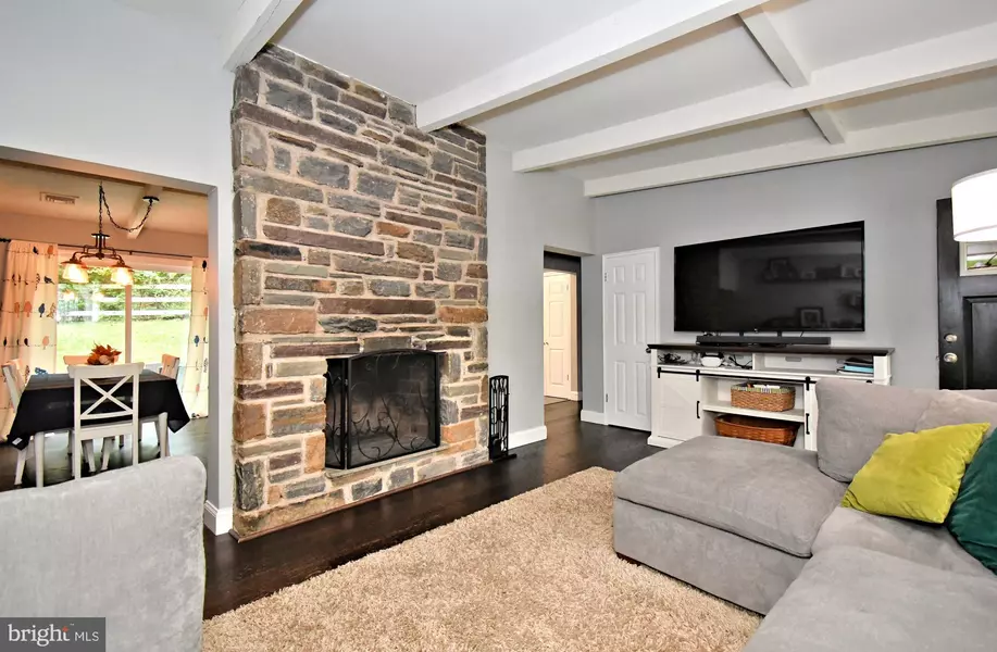 897 CROTON RD, Wayne, PA 19087