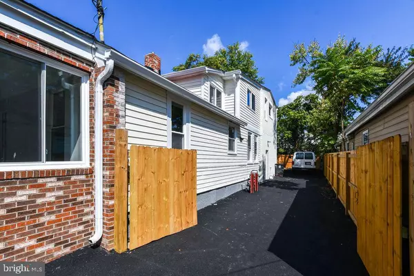 Capitol Heights, MD 20743,4104 BYERS ST