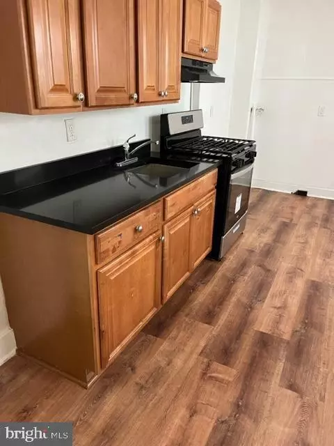 Chester, PA 19013,925 CROSBY ST