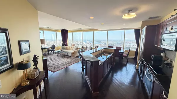 Philadelphia, PA 19102,50 S 16TH ST #4506