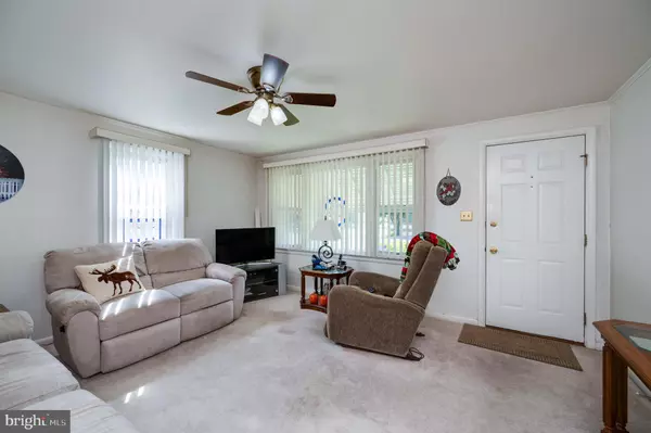 Reading, PA 19609,429 W WYOMISSING BLVD