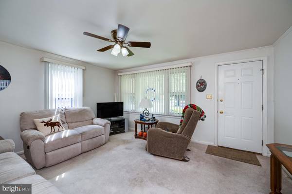 Reading, PA 19609,429 W WYOMISSING BLVD