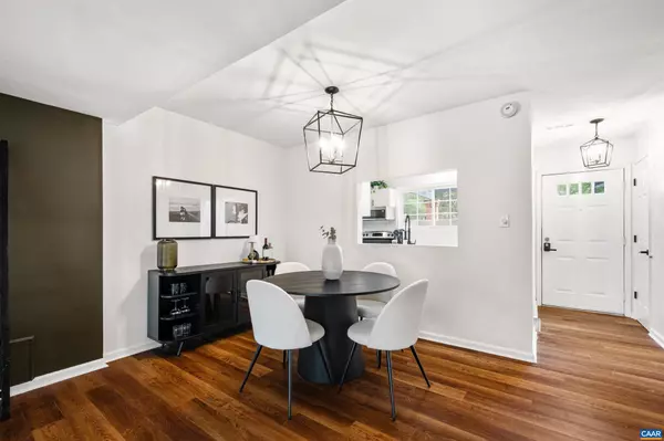 Charlottesville, VA 22901,1552 GARDEN CT