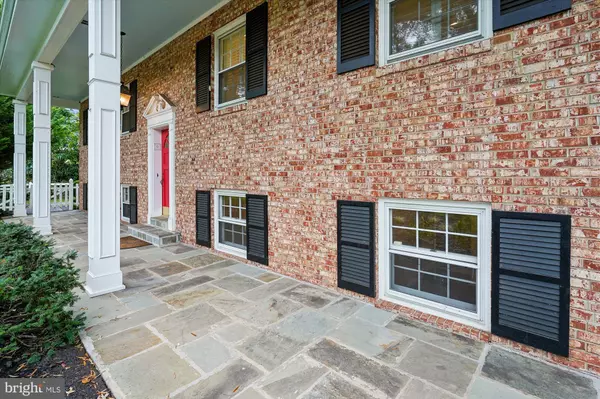 Alexandria, VA 22306,1616 SHERWOOD HALL LN