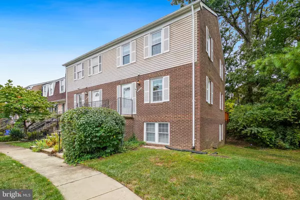 Sterling, VA 20164,1050 RAMSGATE CT #C