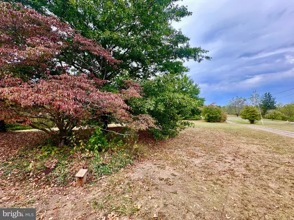 Mcconnellsburg, PA 17233,261 BRICK ROAD