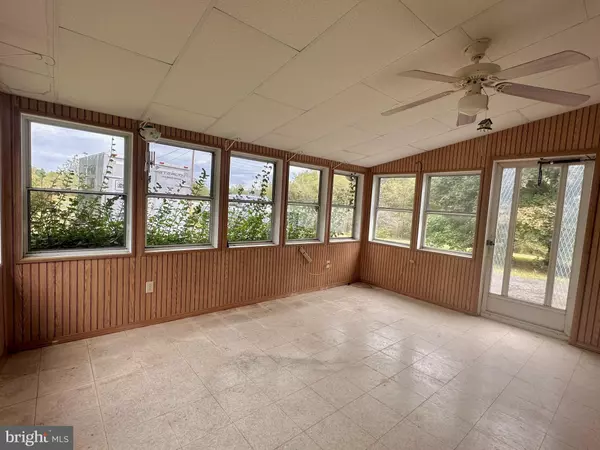 Mcconnellsburg, PA 17233,261 BRICK ROAD