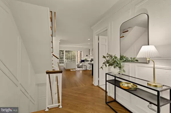 4939 CRESCENT ST #C18, Bethesda, MD 20816