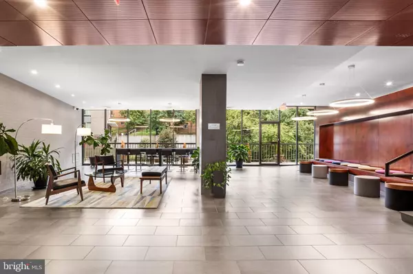 Arlington, VA 22204,5300 COLUMBIA PIKE #514