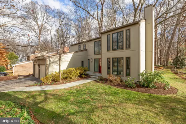 Potomac, MD 20854,8809 HIDDEN HILL LN