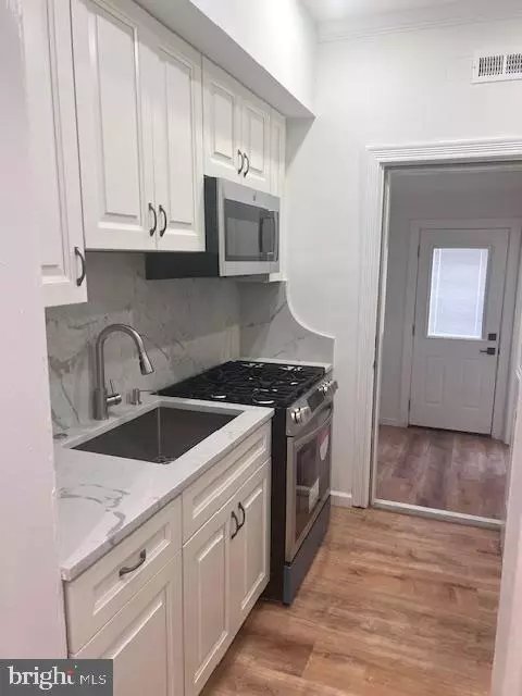 Philadelphia, PA 19111,320 LONEY ST #(1ST FL)