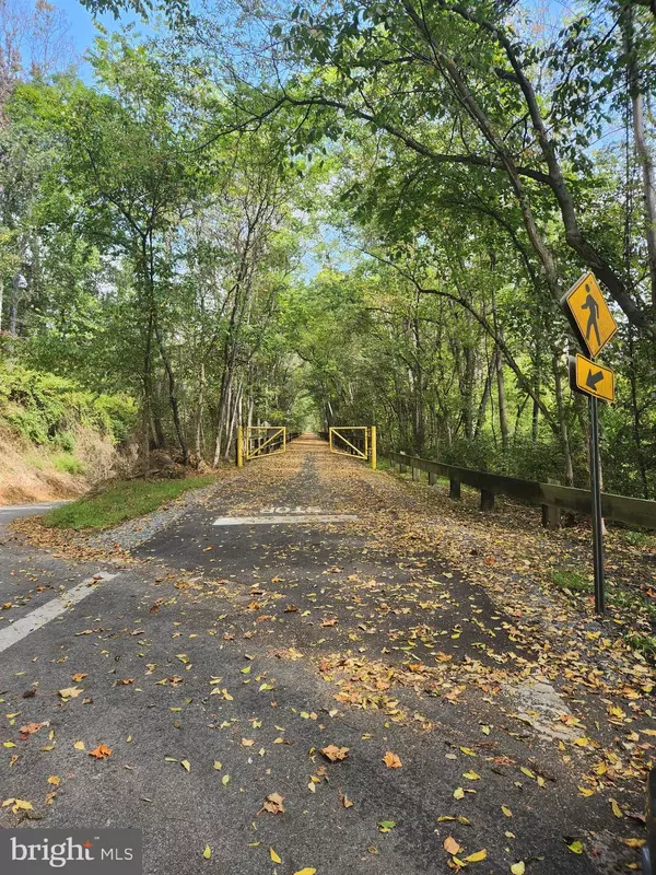 Hancock, MD 21750,12364 SEAVOLT RD