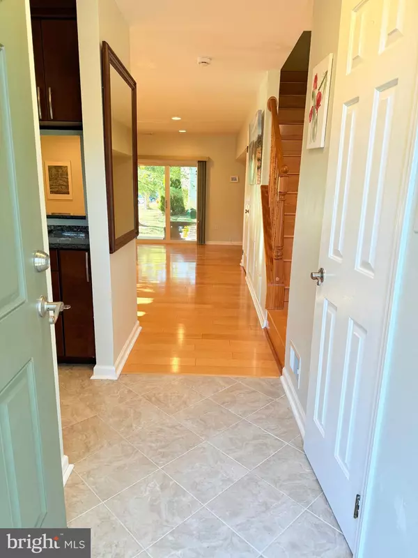 Lawrenceville, NJ 08648,7 DREWES CT