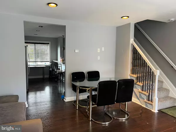 Baltimore, MD 21225,213 ARUNDEL RD W