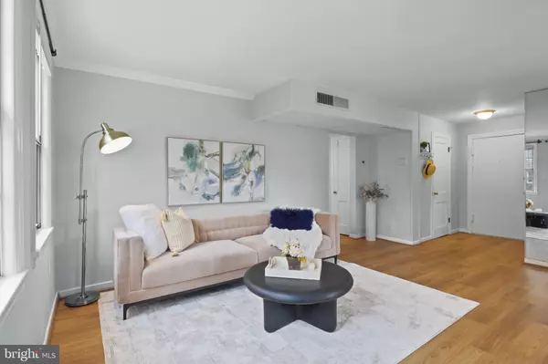 Alexandria, VA 22307,6613 E WAKEFIELD DR #A1