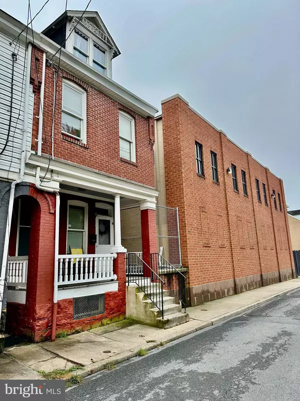 Lancaster, PA 17602,507 LOCUST ST