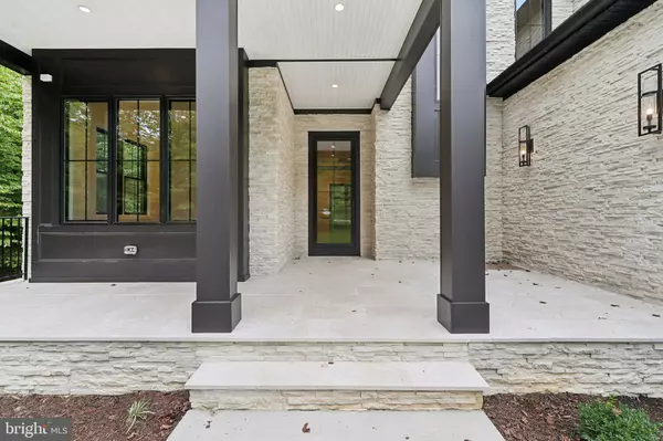 Woodbridge, VA 22192,5224 TRUNNION TRL