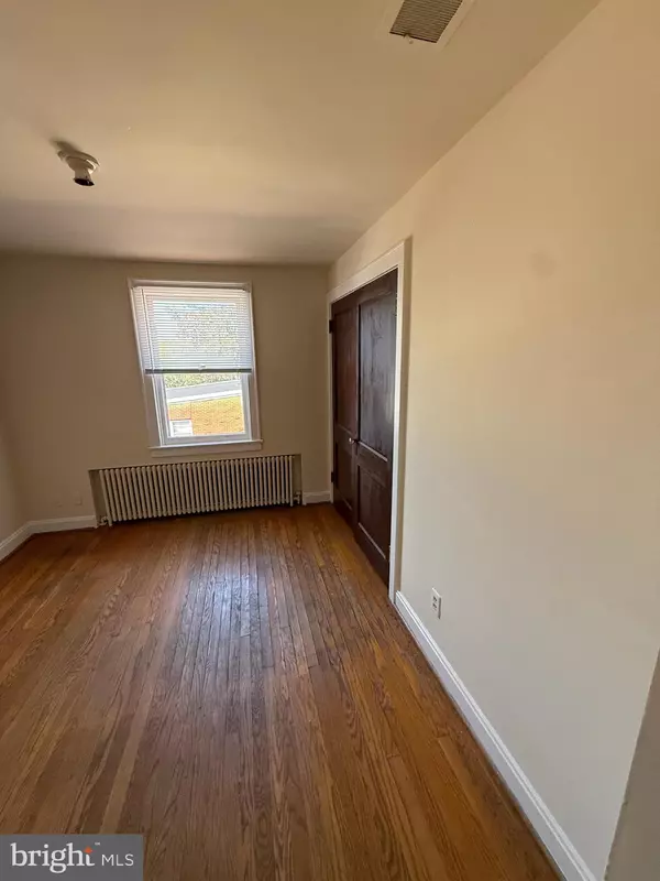 Waynesboro, PA 17268,152 MAIN ST W #11