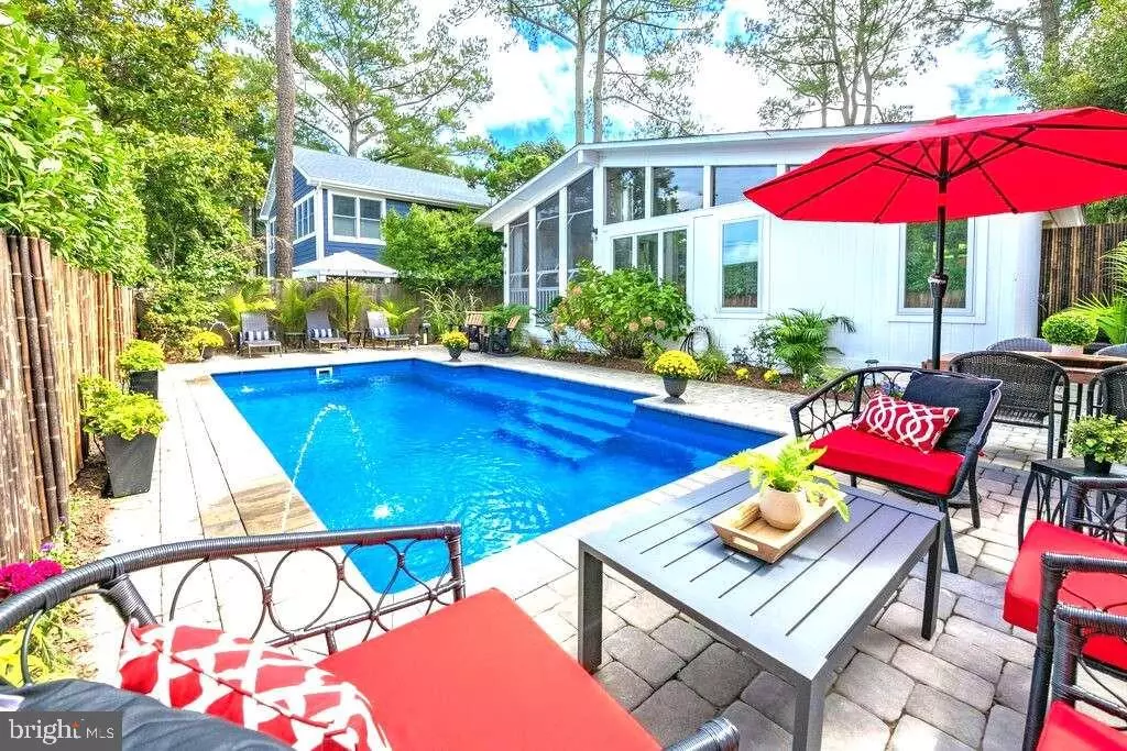 Dewey Beach, DE 19971,114 CHESAPEAKE ST