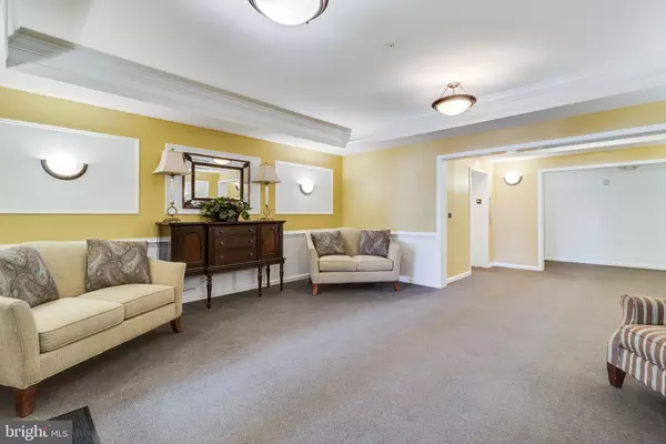 California, MD 20619,23510 F D R BLVD #207
