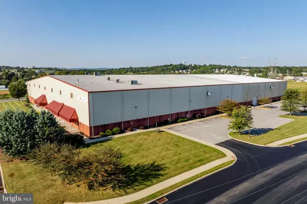 Ephrata, PA 17522,221 FORNEY DR