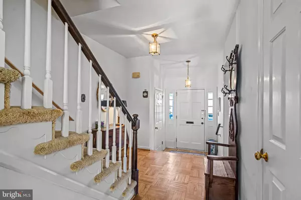 Moorestown, NJ 08057,633 E MAIN ST #B7