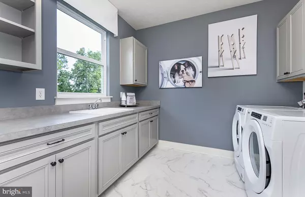 Leesburg, VA 20176,42725 KULA POND DR