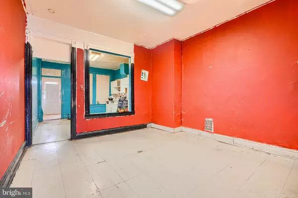 Baltimore, MD 21213,2103 E FEDERAL ST