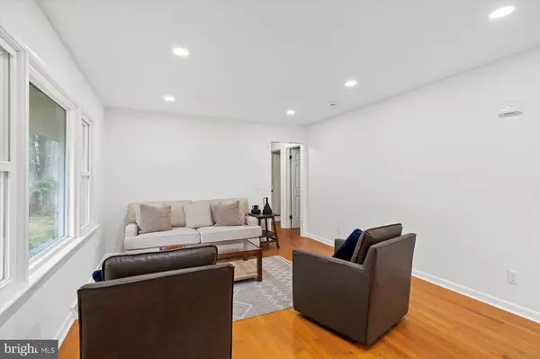 Fredericksburg, VA 22405,60 PENDLETON RD