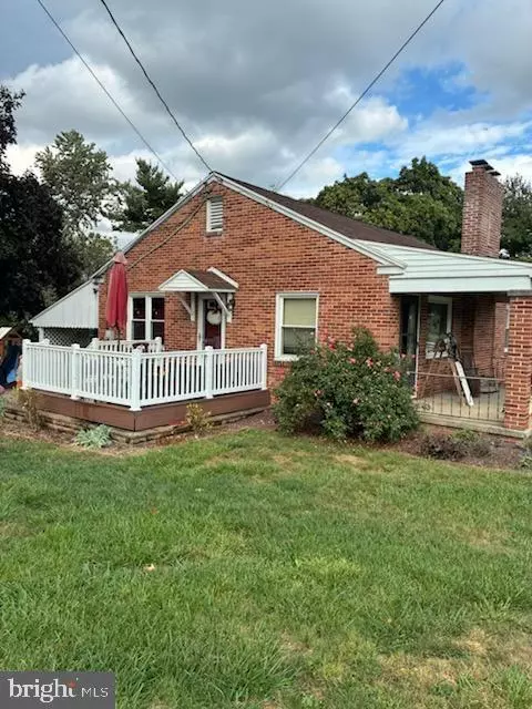 York, PA 17406,711 SKYLINE DR