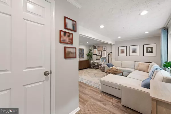 Springfield, VA 22153,7310 GLENDOWER CT