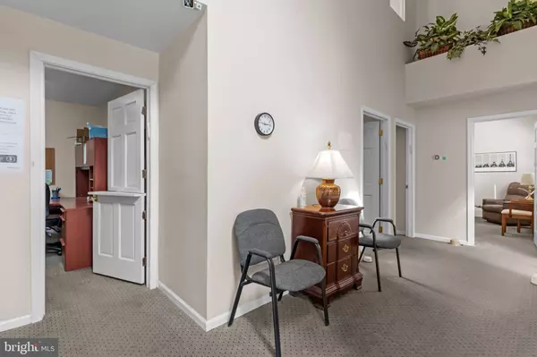 Yardley, PA 19067,301 OXFORD VALLEY RD #301B