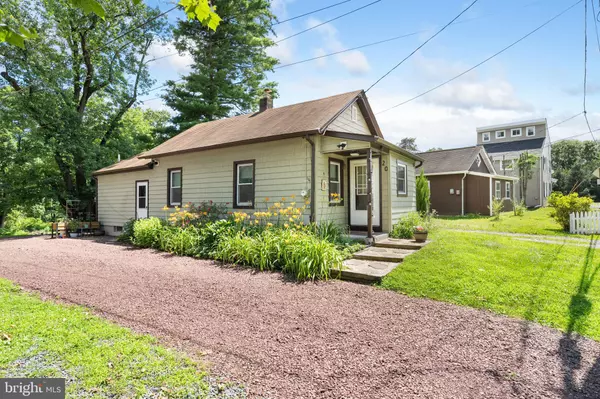 Rocky Hill, NJ 08553,20 PRINCETON AVE