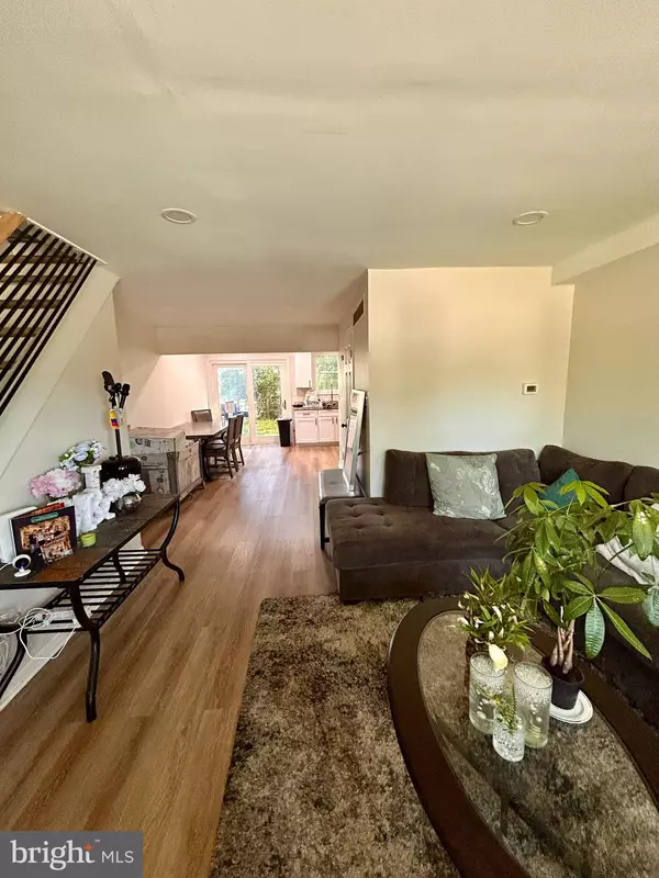 104 THORN LN, New Castle, DE 19720