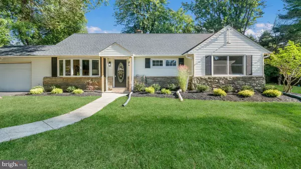 735 RHOADS AVE, Jenkintown, PA 19046